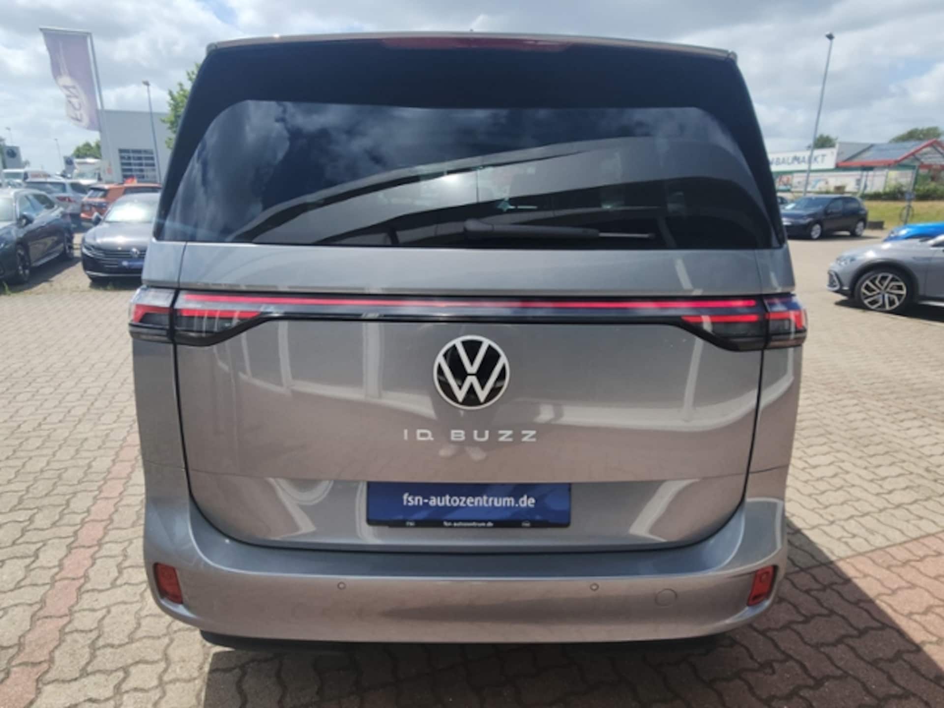 Volkswagen ID. Buzz Goal