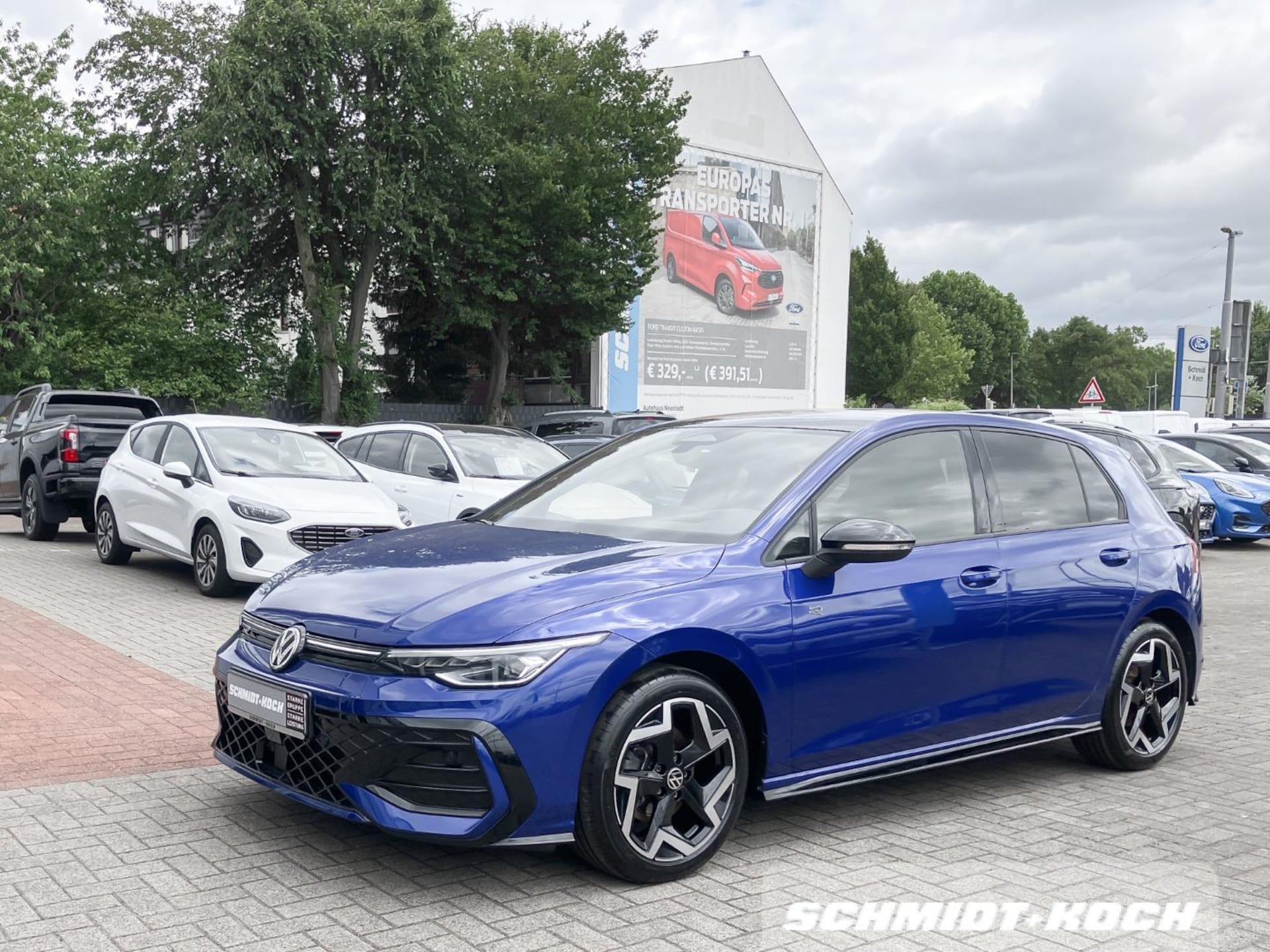 Volkswagen Golf R-Line