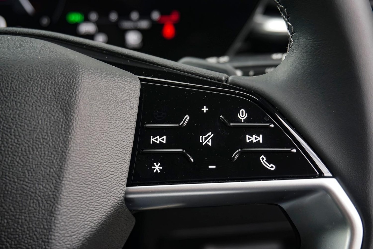 Image about Audi Q5 SUV TFSI 150 kW