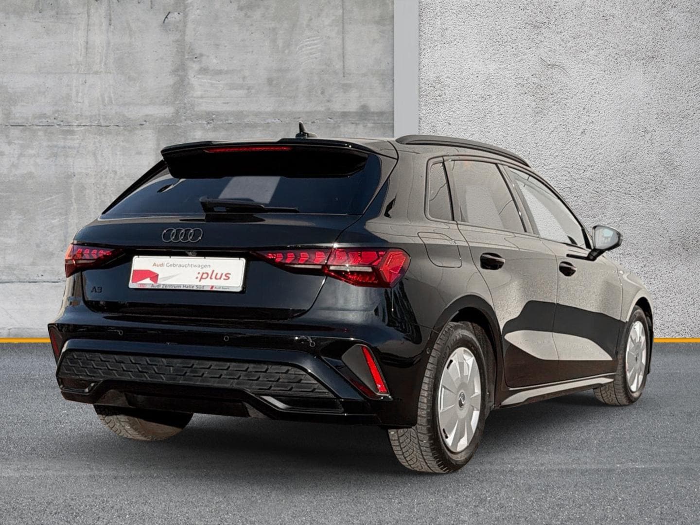 Bild über Audi A3 Sportback S line 30 TFSI S tronic - für weitere Informationen kontaktieren Sie den Audi Partner