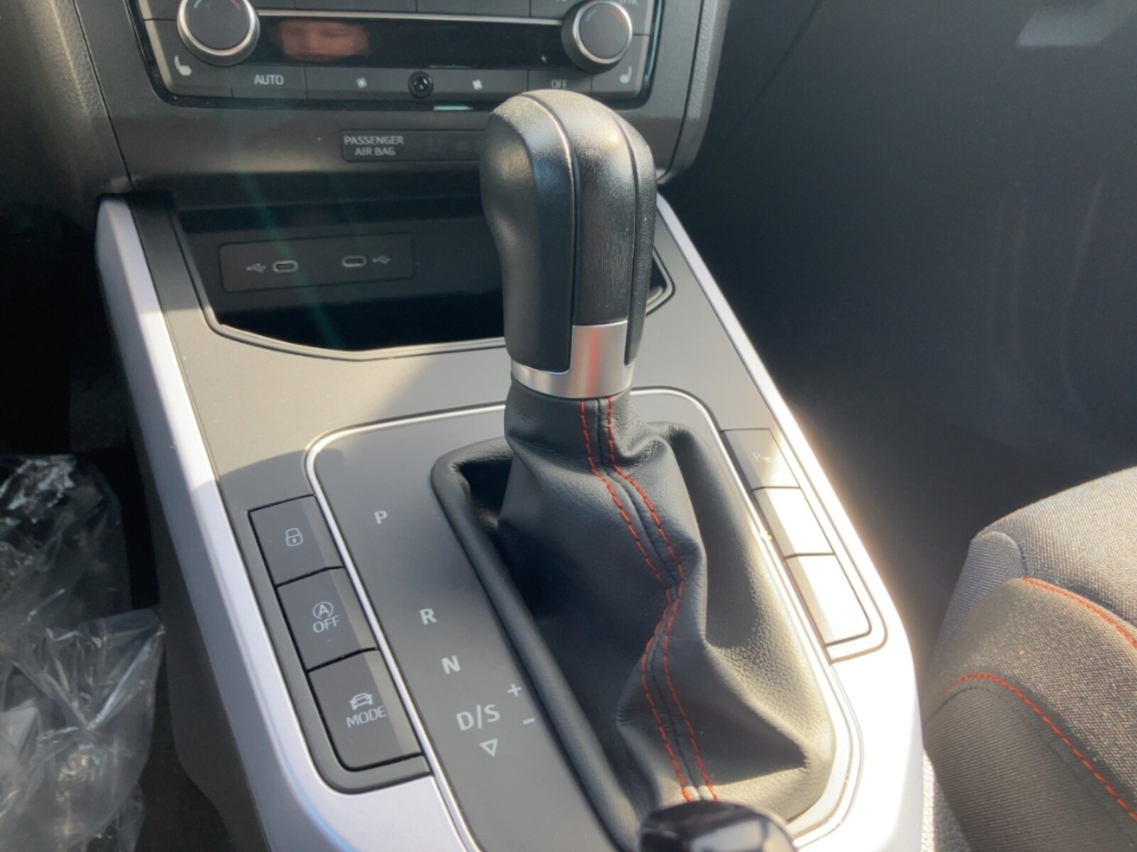 SEAT Arona – Bild 13