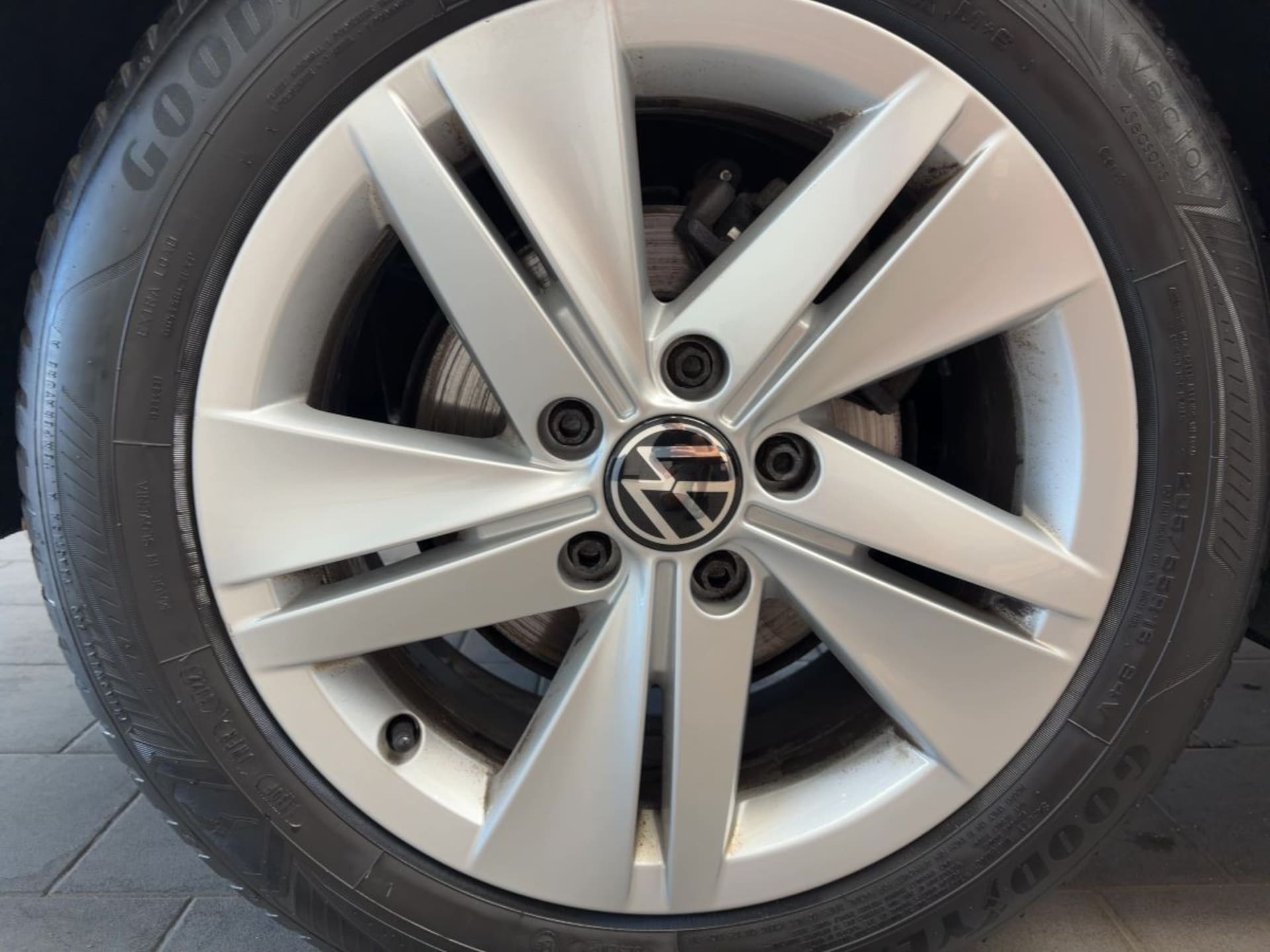 Volkswagen Golf Variant Life