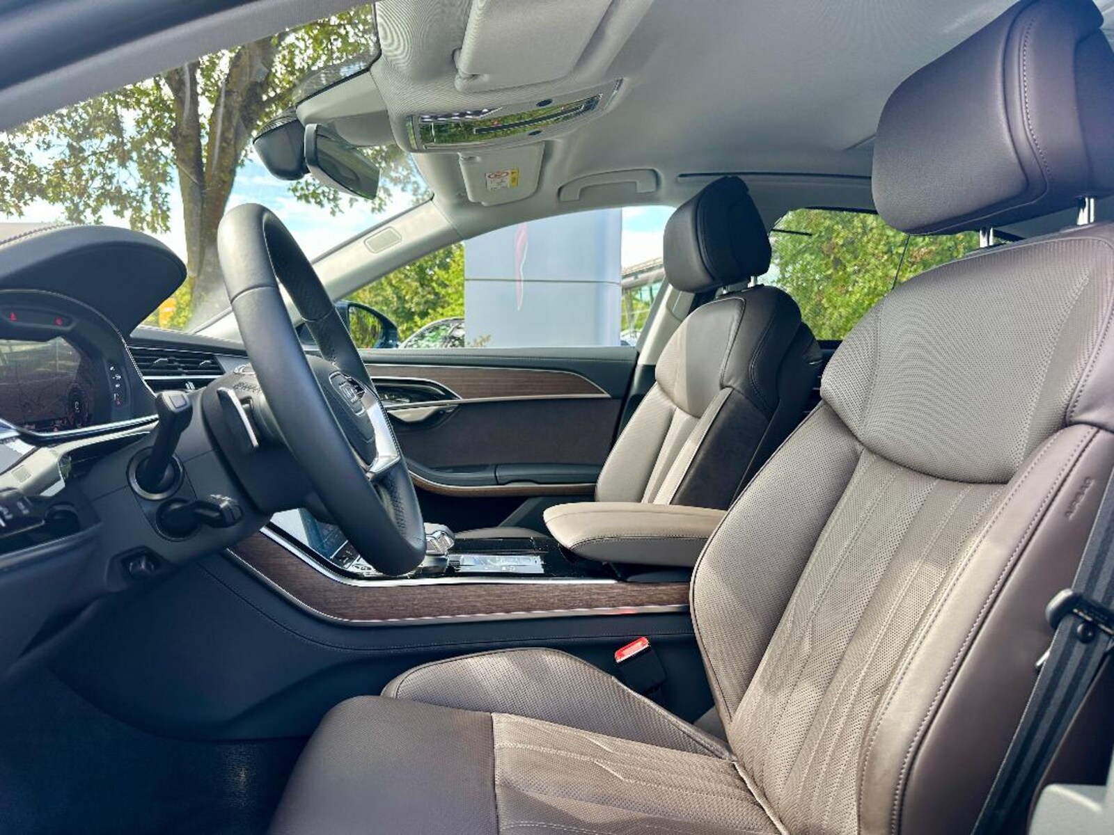 Audi A8 Lang – Bild 14