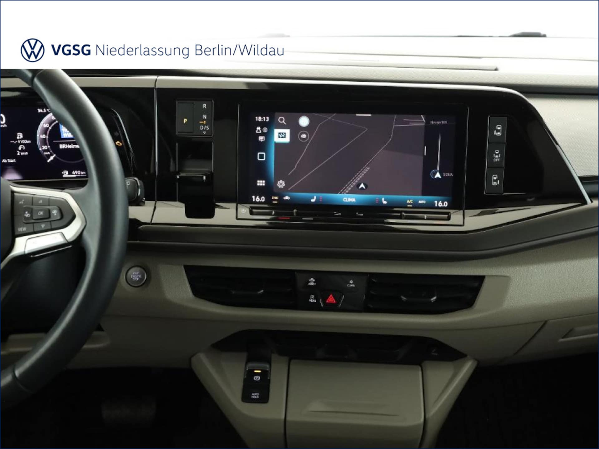Volkswagen Multivan Langversion Basis-Modell