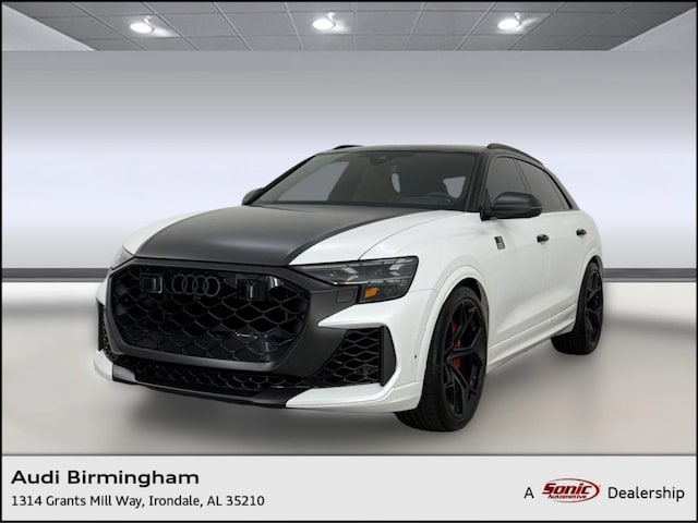 2025 Audi RS Q8 SUV performance