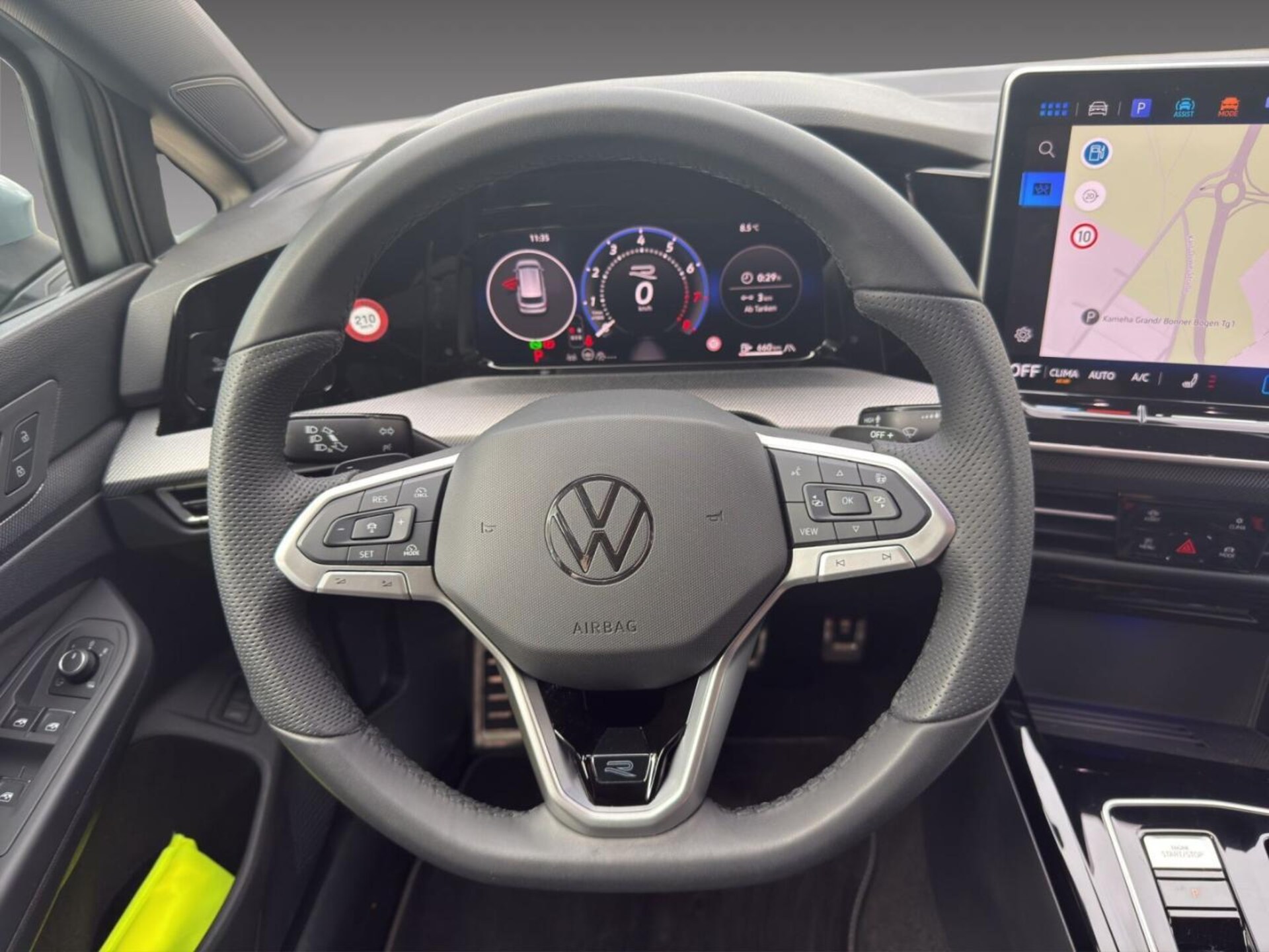 Volkswagen Golf Variant R-Line