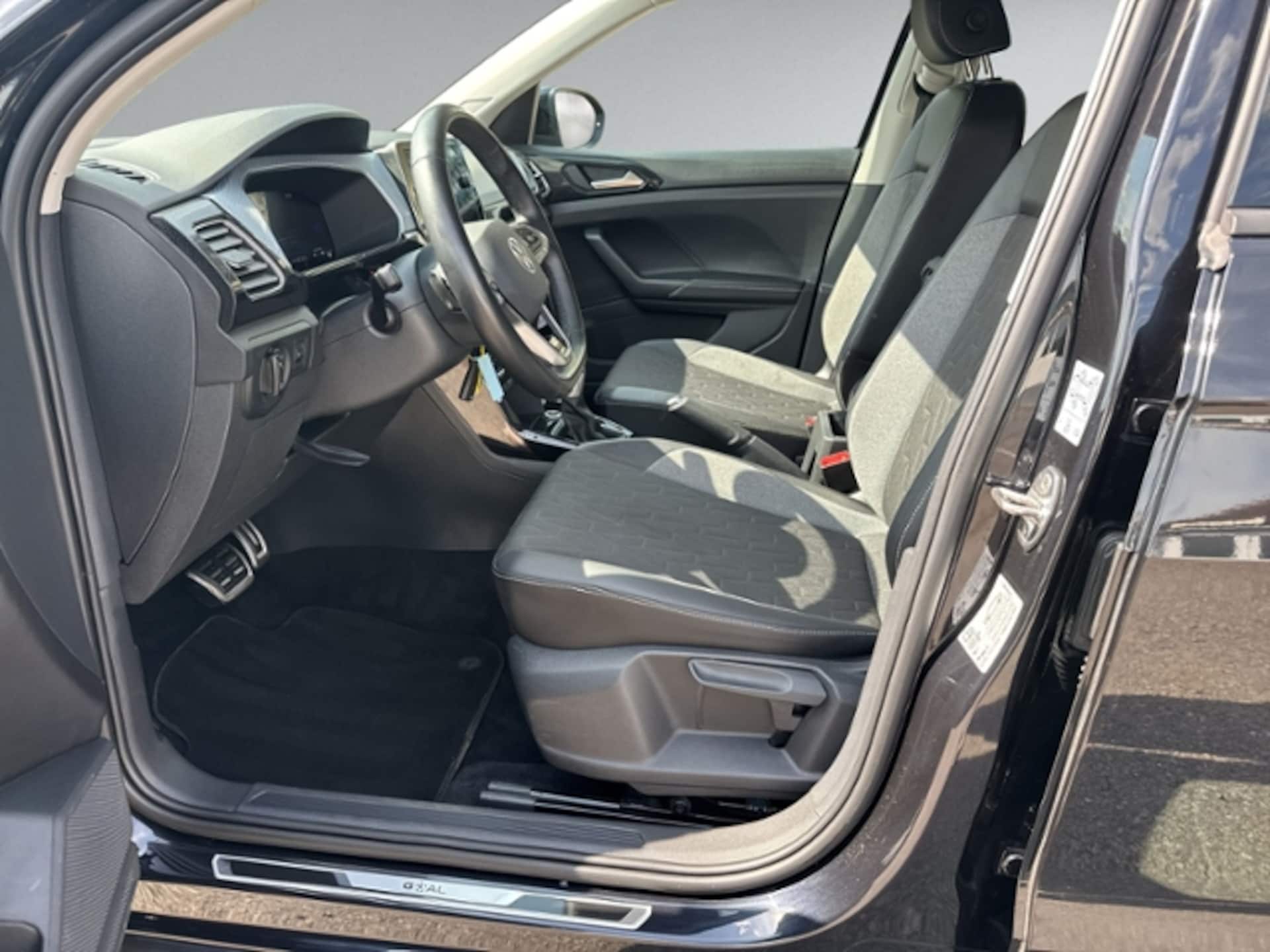 Volkswagen T-Cross Life