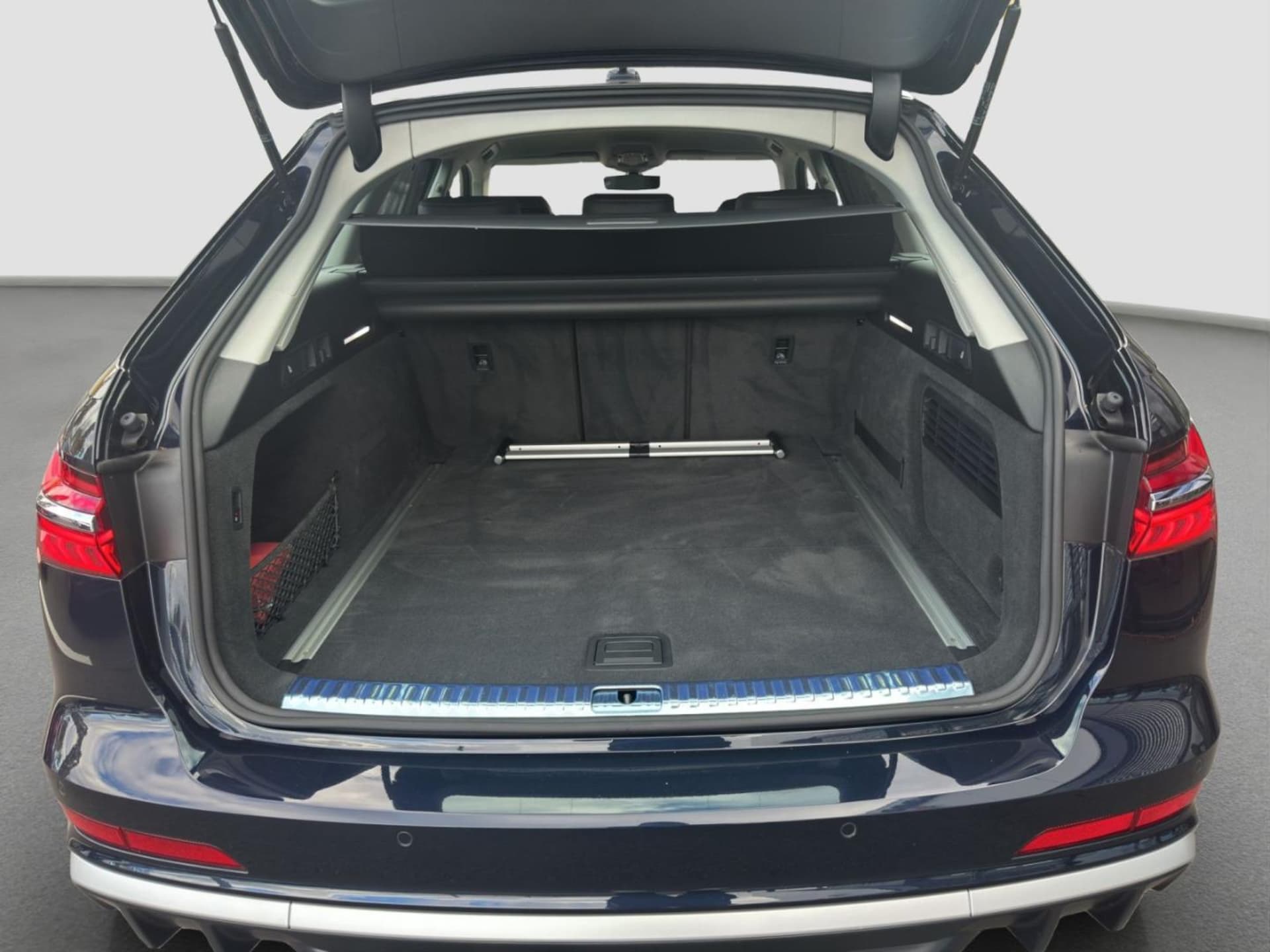 Audi S6 Avant