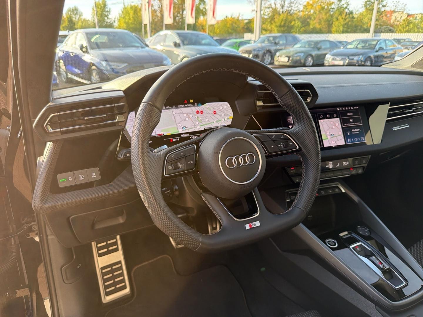 Bild über Audi A3 Sportback S line 30 TFSI S tronic - für weitere Informationen kontaktieren Sie den Audi Partner