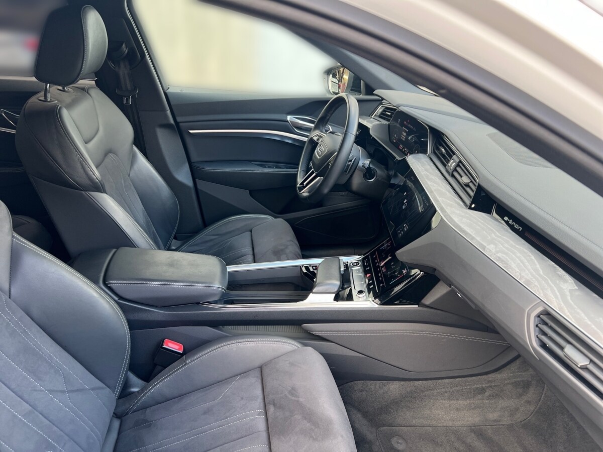 Image about Audi Q8 e-tron S line 55 e-tron quattro