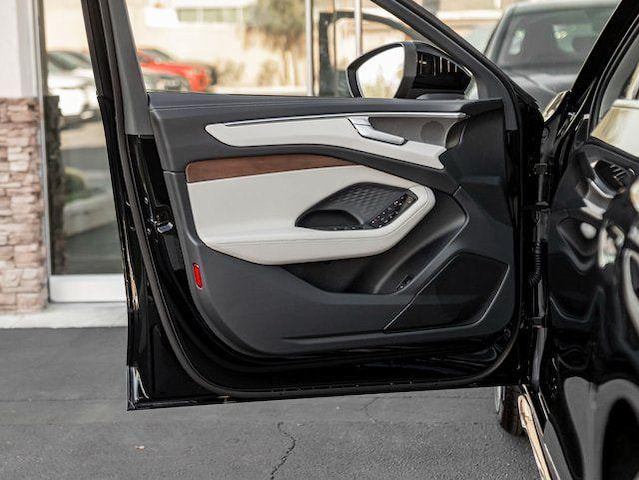2026 Audi A6 Premium Plus - Photo 11