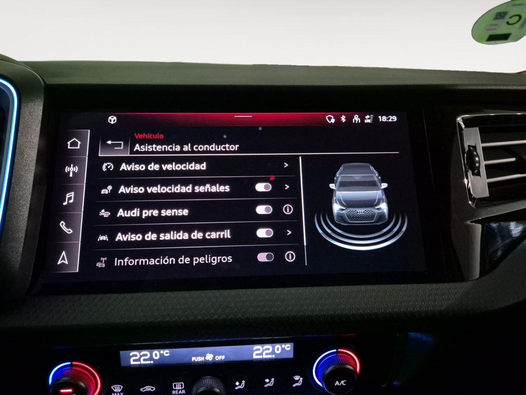 Image about Audi A1 Sportback Adrenalin Black edition 30 TFSI 85 kW (116 CV) S tronic