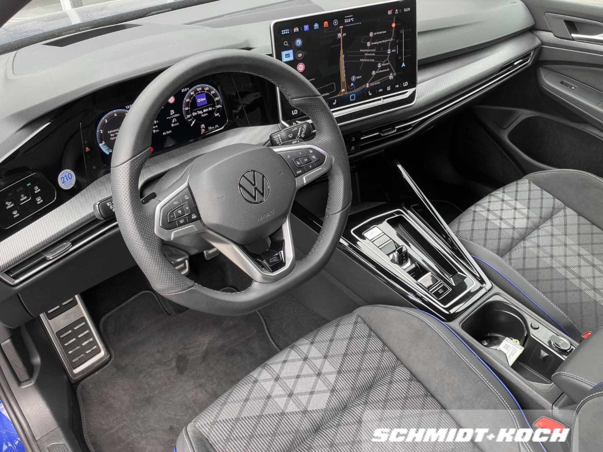 Volkswagen Golf R-Line