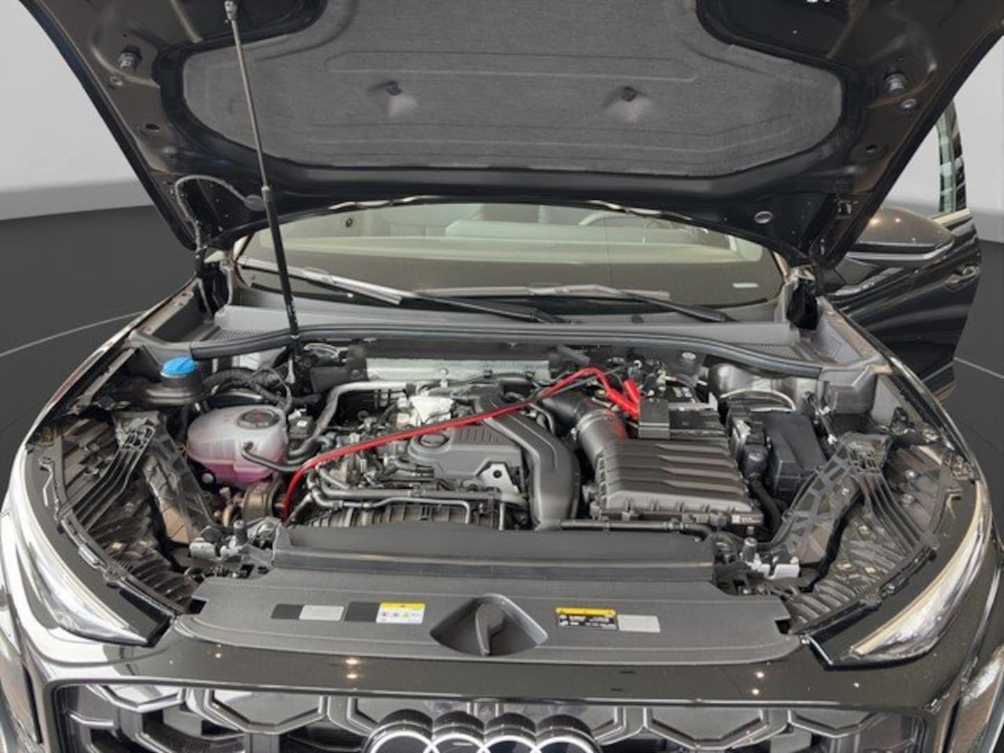 Bild über Audi Q3 SUV TFSI 110 kW S tronic - für weitere Informationen kontaktieren Sie den Audi Partner