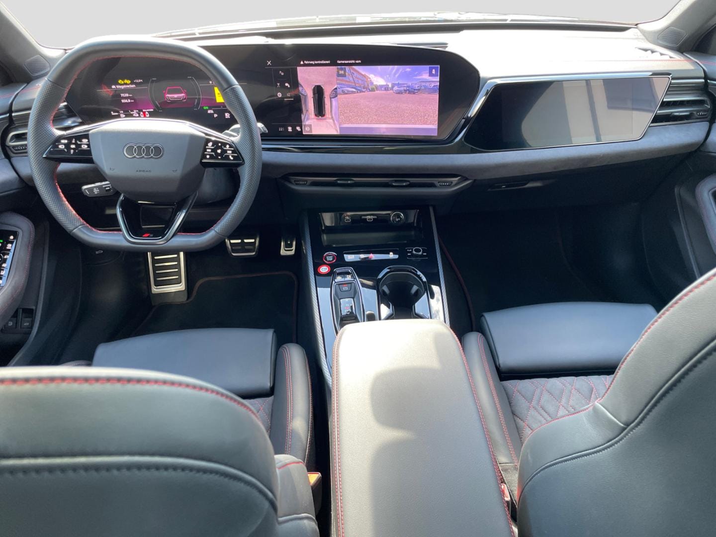 Bild über Audi A5 Avant e-hybrid e-hybrid quattro 270 kW S tronic - für weitere Informationen kontaktieren Sie den Audi Partner