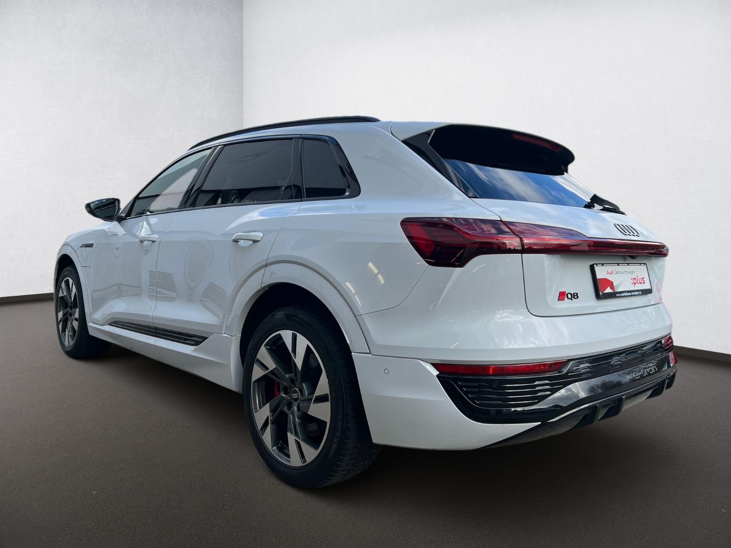 Image about Audi Q8 e-tron S line 55 e-tron quattro