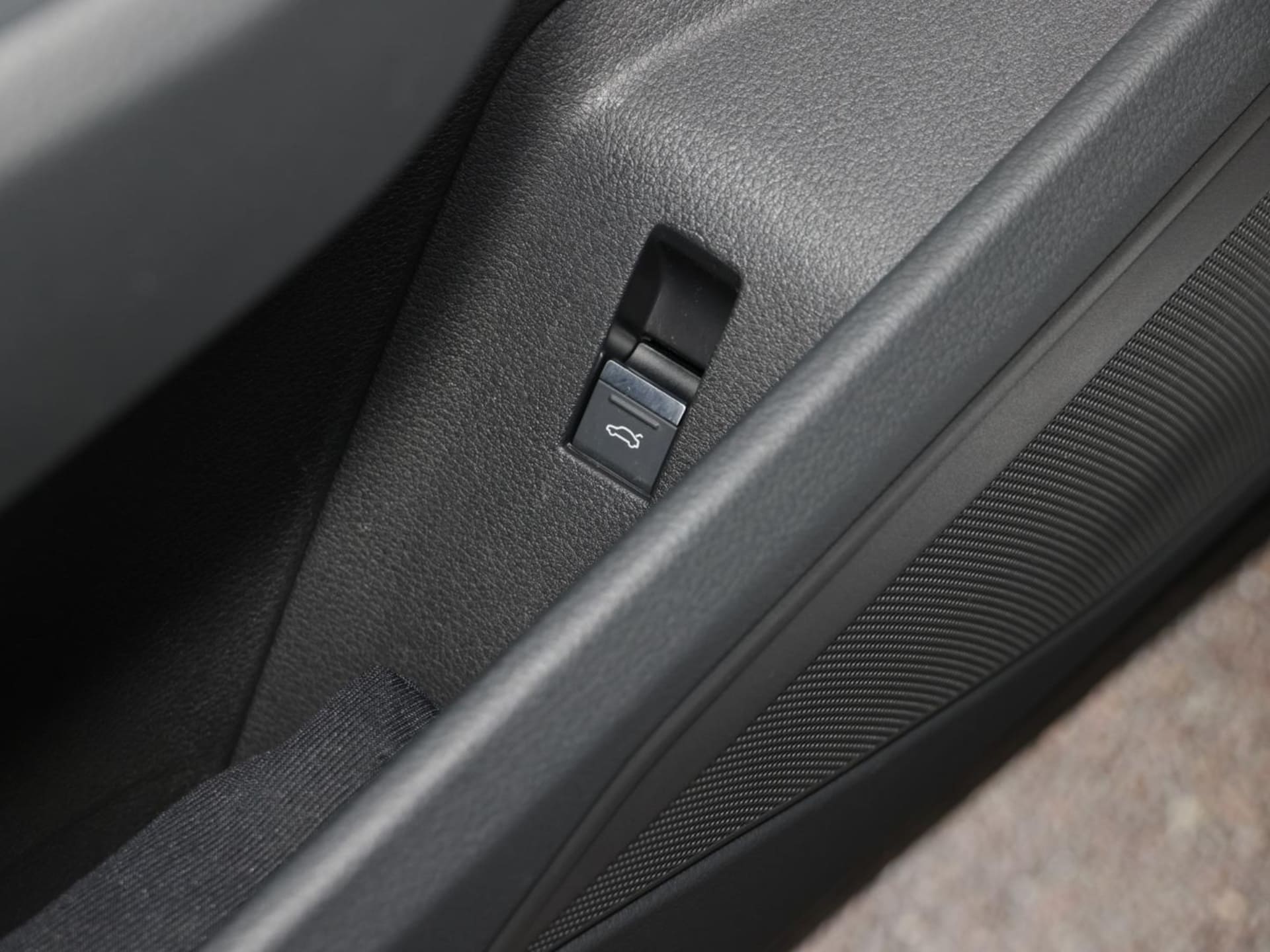 Audi e-tron S line
