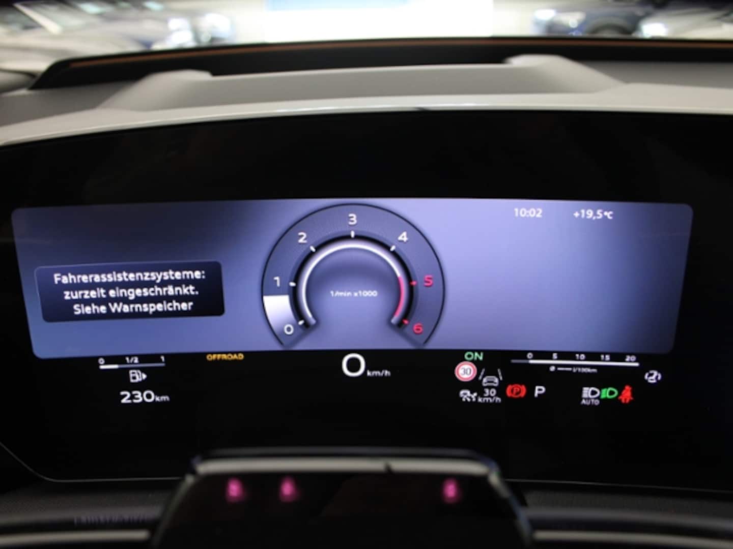 Bild über Audi Q7 SUV TDI quattro 220 kW tiptronic - für weitere Informationen kontaktieren Sie den Audi Partner