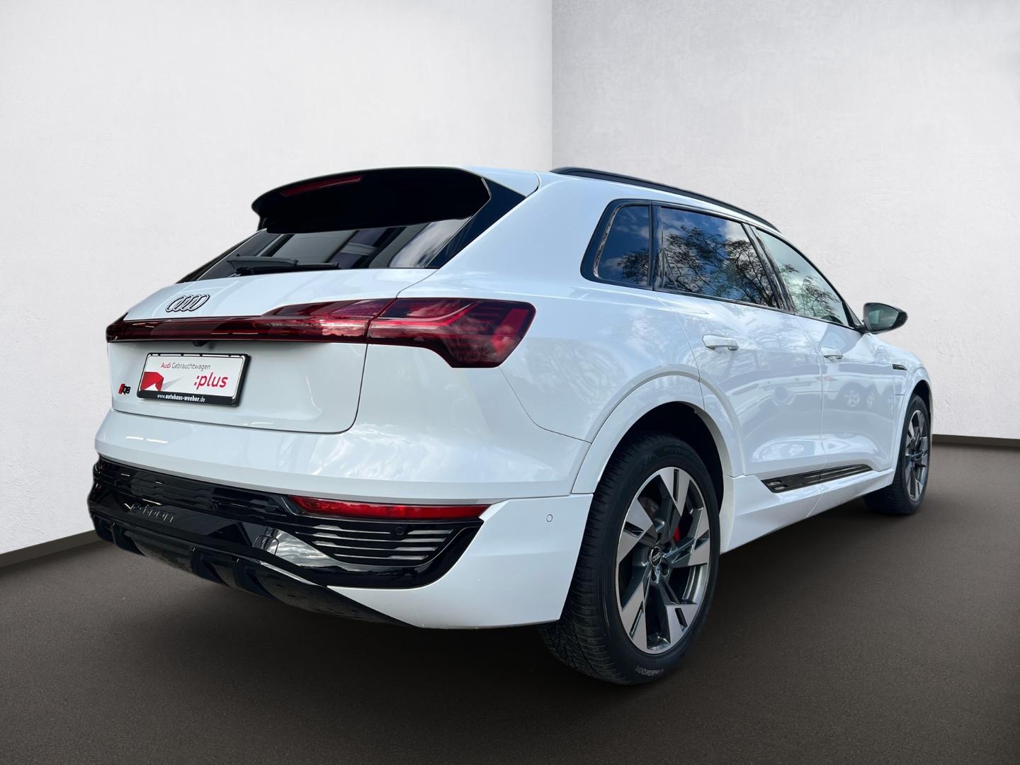 Image about Audi Q8 e-tron S line 55 e-tron quattro