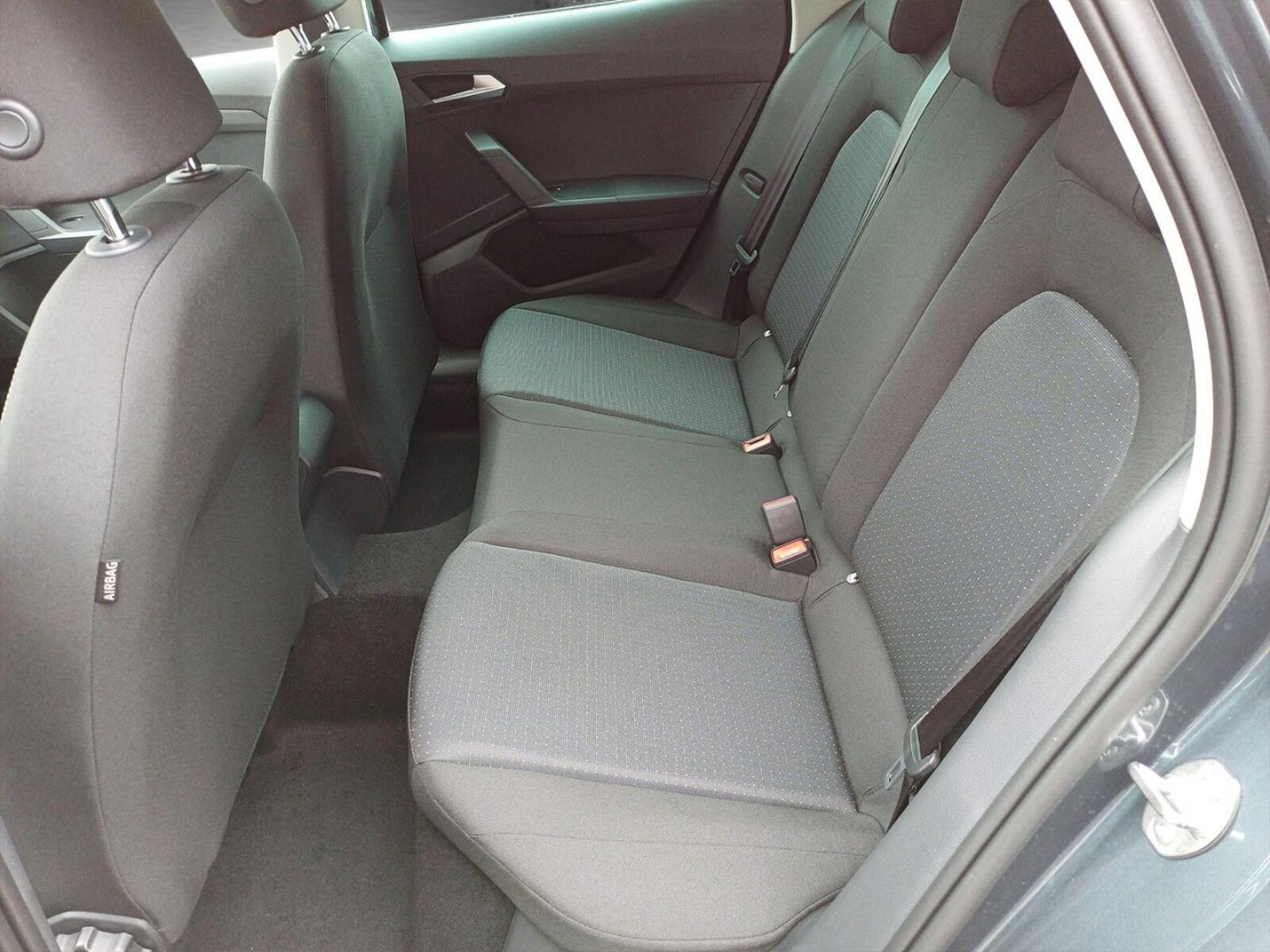 SEAT Arona – Bild 14
