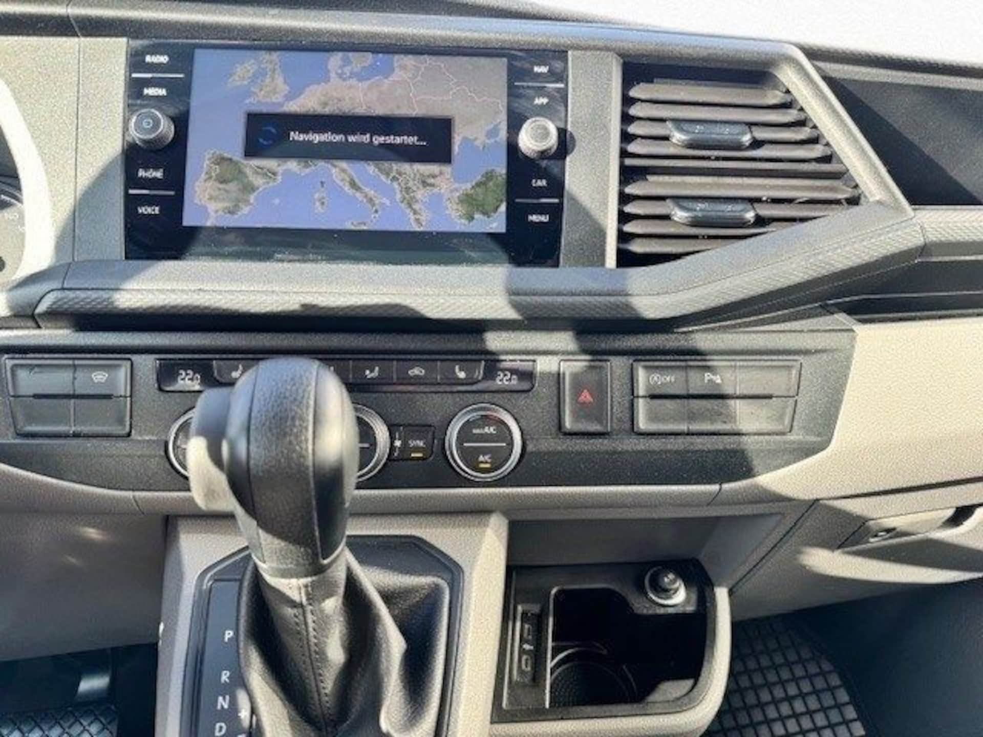 Volkswagen T6.1 Caravelle langer Radstand Trendline