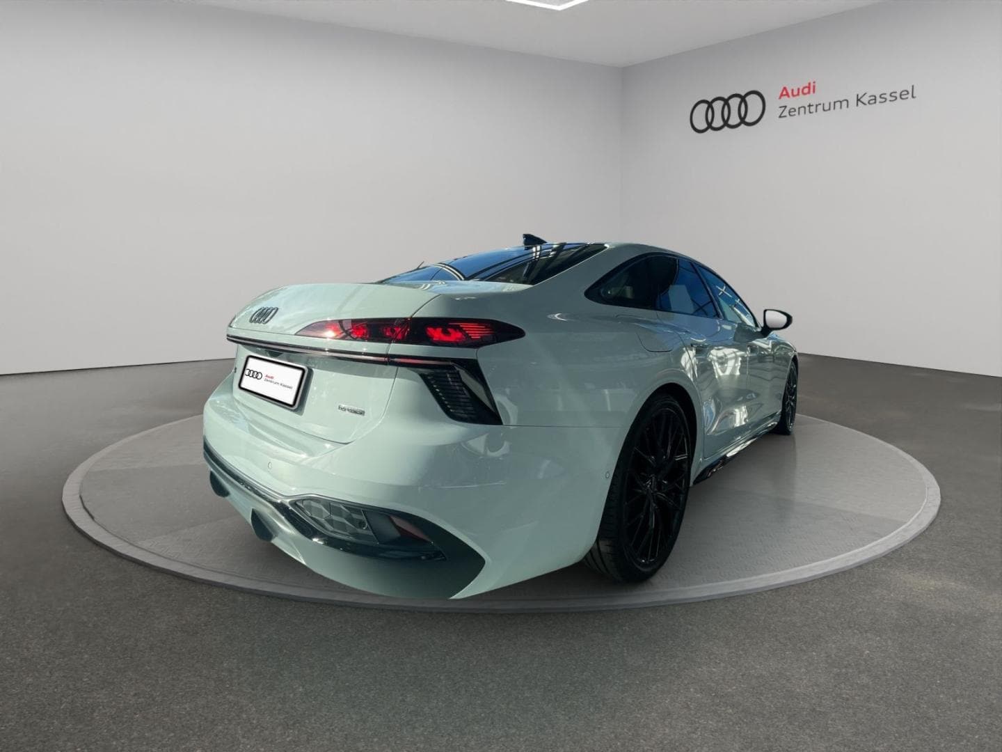 Bild über Audi A6 Limousine edition one TDI quattro 150 kW S tronic - für weitere Informationen kontaktieren Sie den Audi Partner