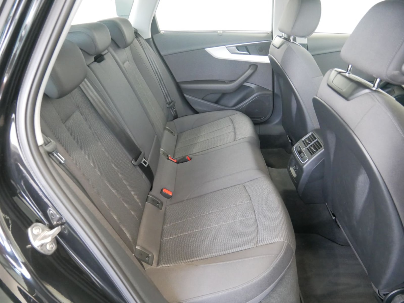 Audi A4 Avant – Bild 8