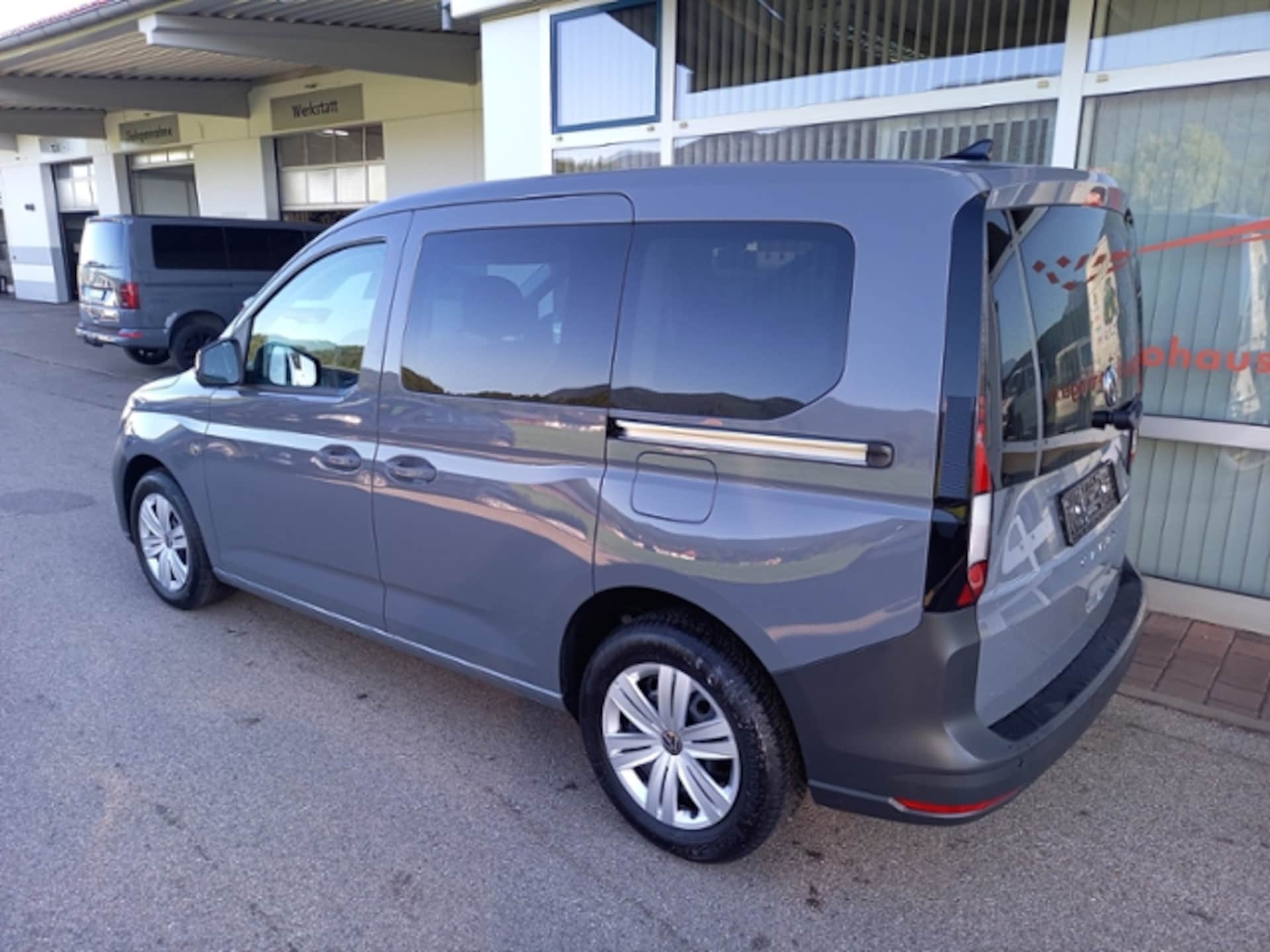 Volkswagen Caddy Basis-Modell