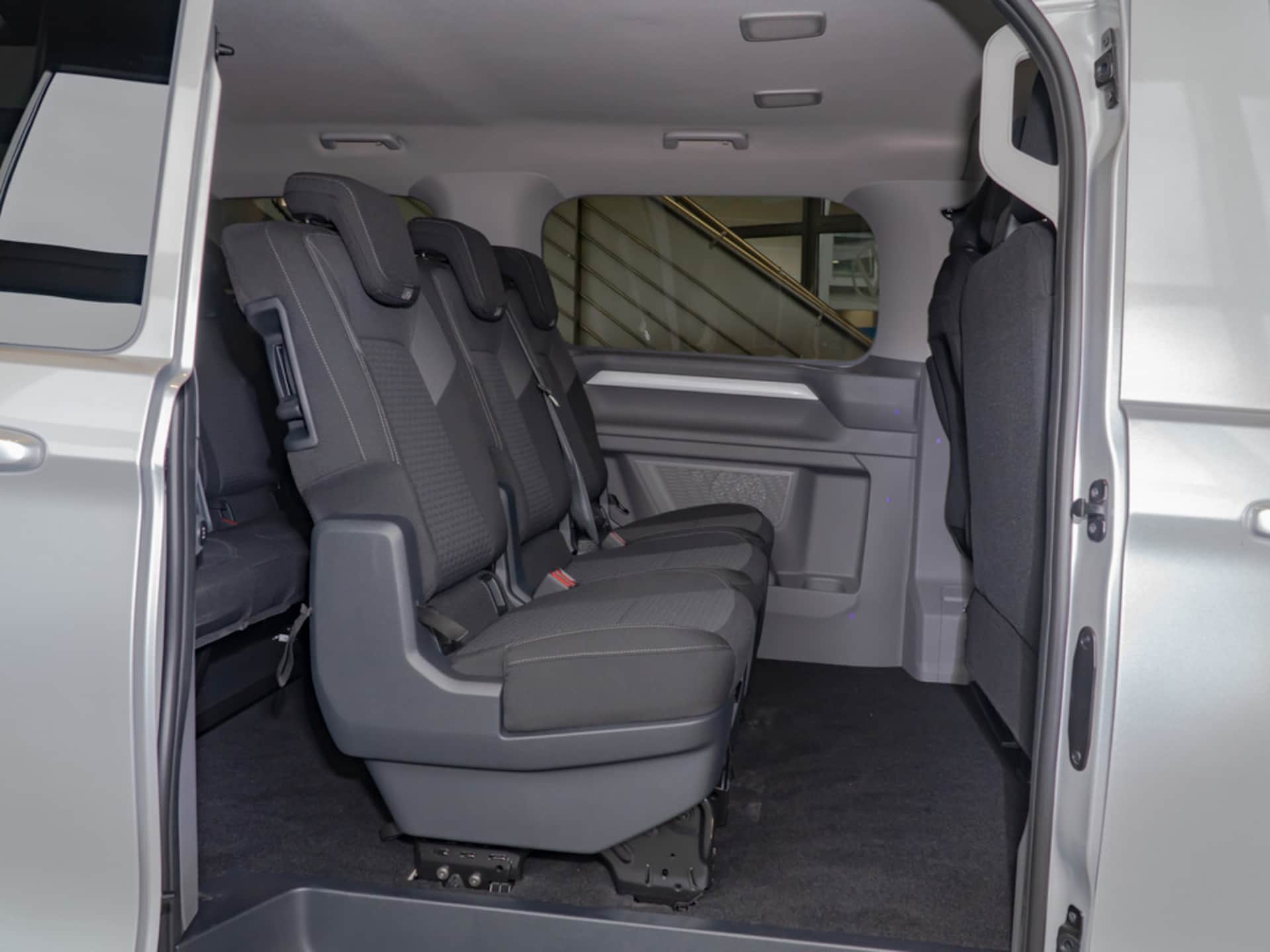 Volkswagen e-Caravelle Life