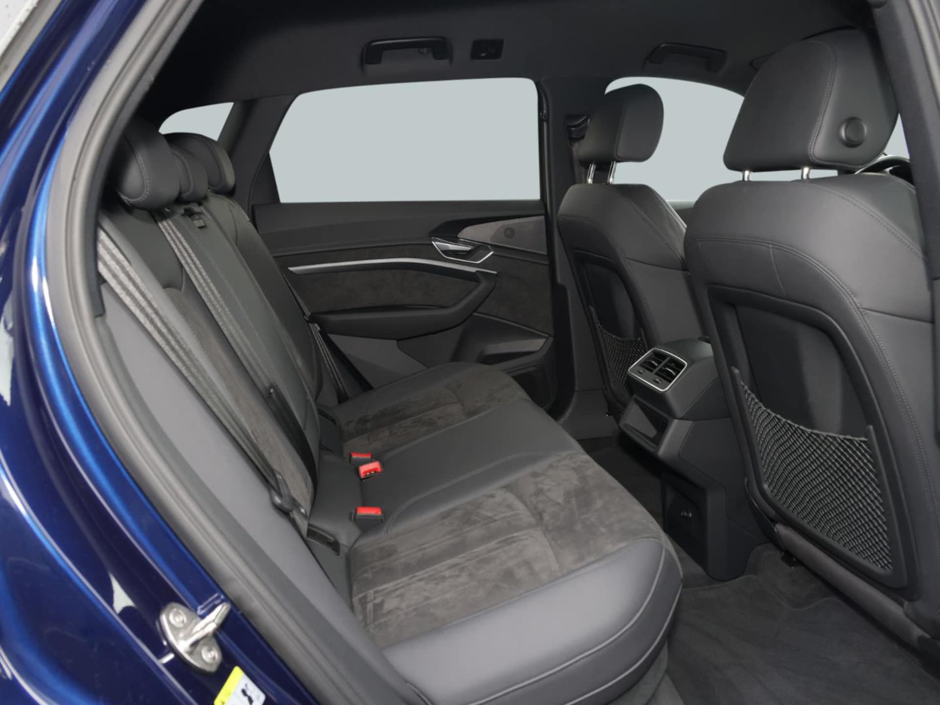 Audi e-tron S line