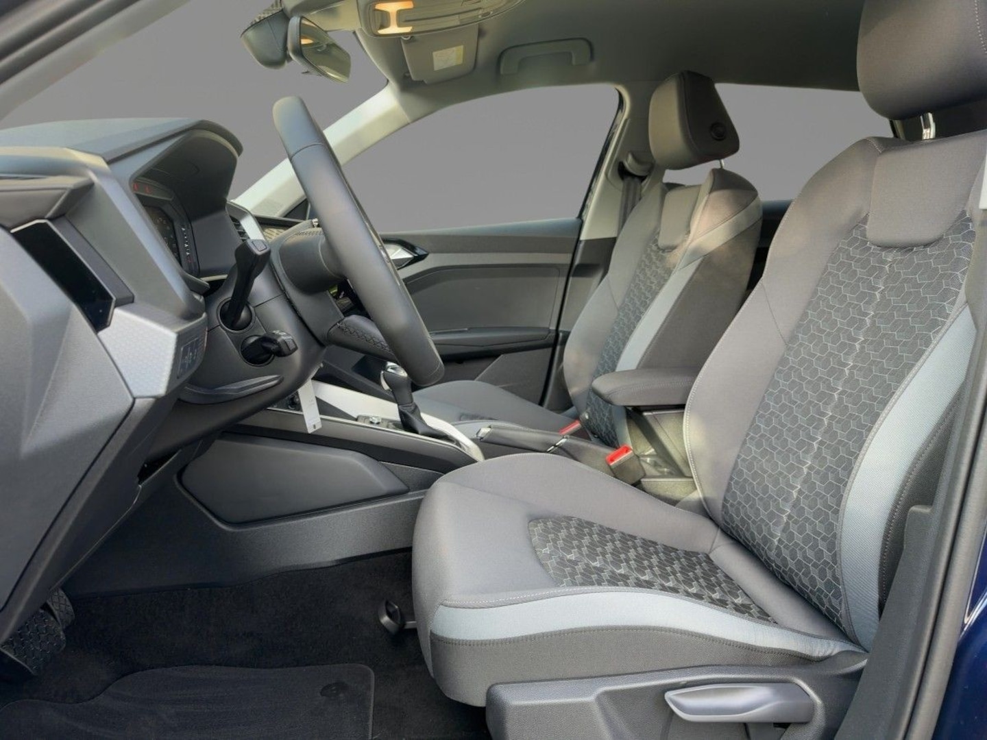 Bild über Audi A1 Sportback S line 25 TFSI S tronic - für weitere Informationen kontaktieren Sie den Audi Partner