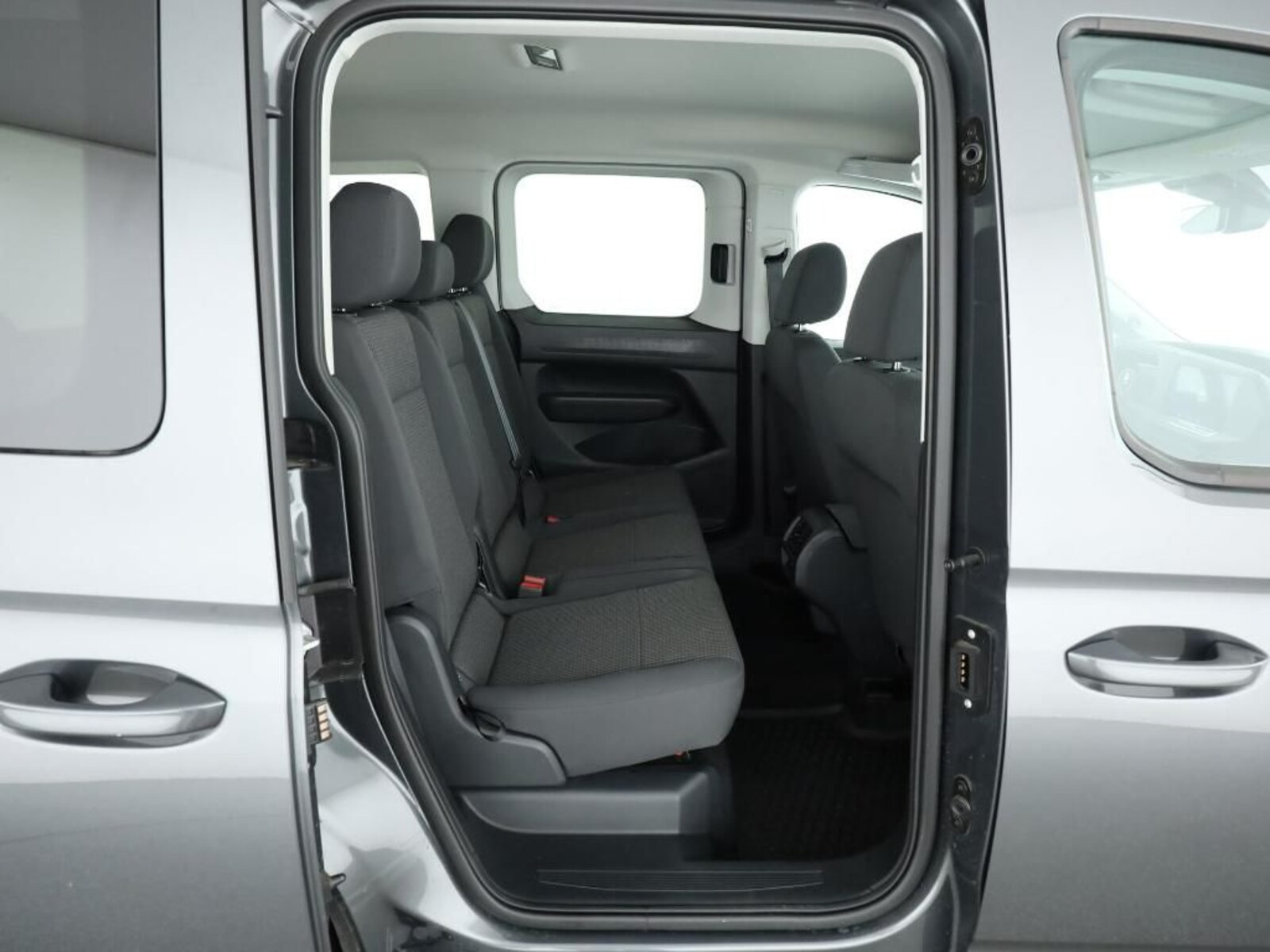 Volkswagen Caddy – Bild 9