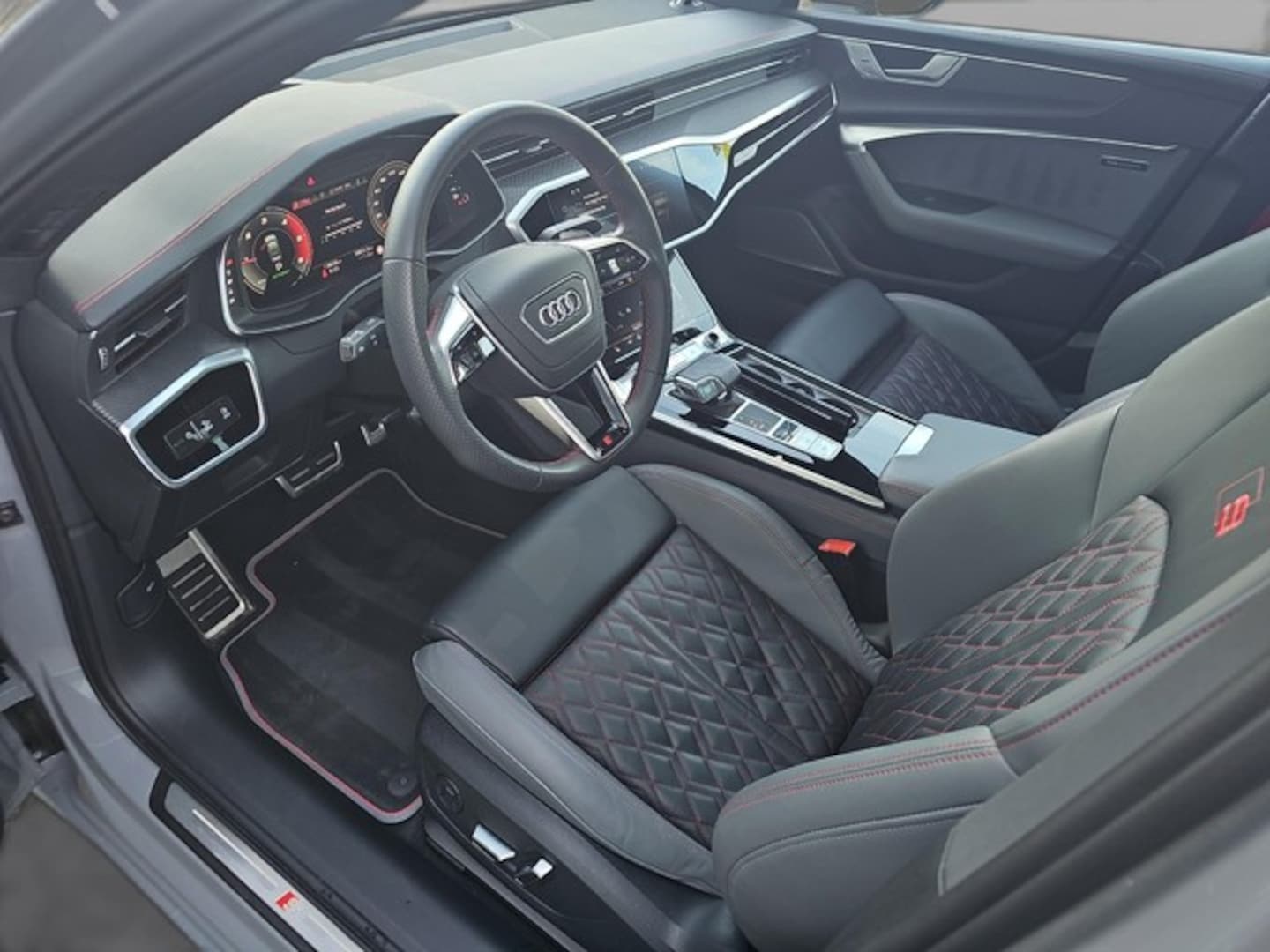 Bild über Audi S6 Limousine TDI quattro tiptronic - für weitere Informationen kontaktieren Sie den Audi Partner