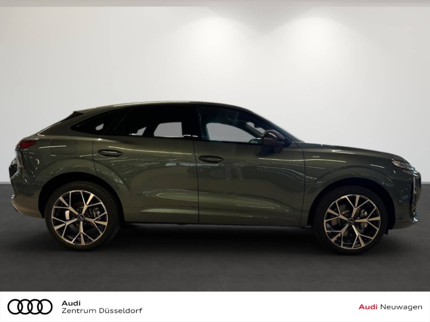 Bild über Audi Q3 Sportback e-hybrid e-hybrid 200 kW S tronic - für weitere Informationen kontaktieren Sie den Audi Partner