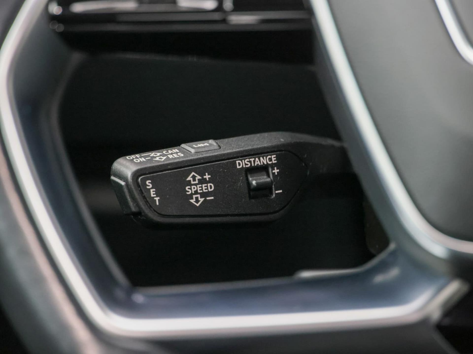 Audi e-tron S line