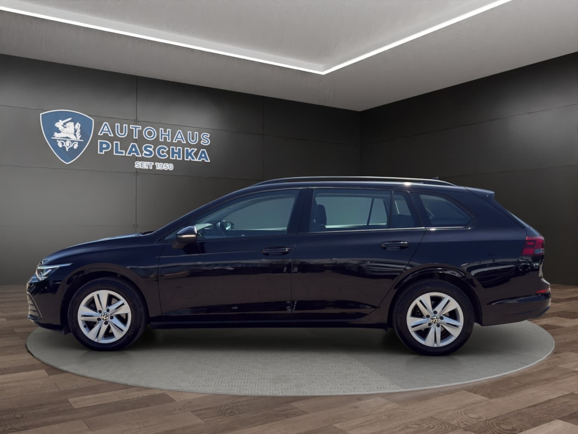 Volkswagen Golf Variant Life