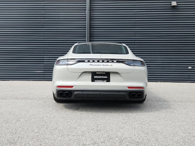 2023 Porsche Panamera
