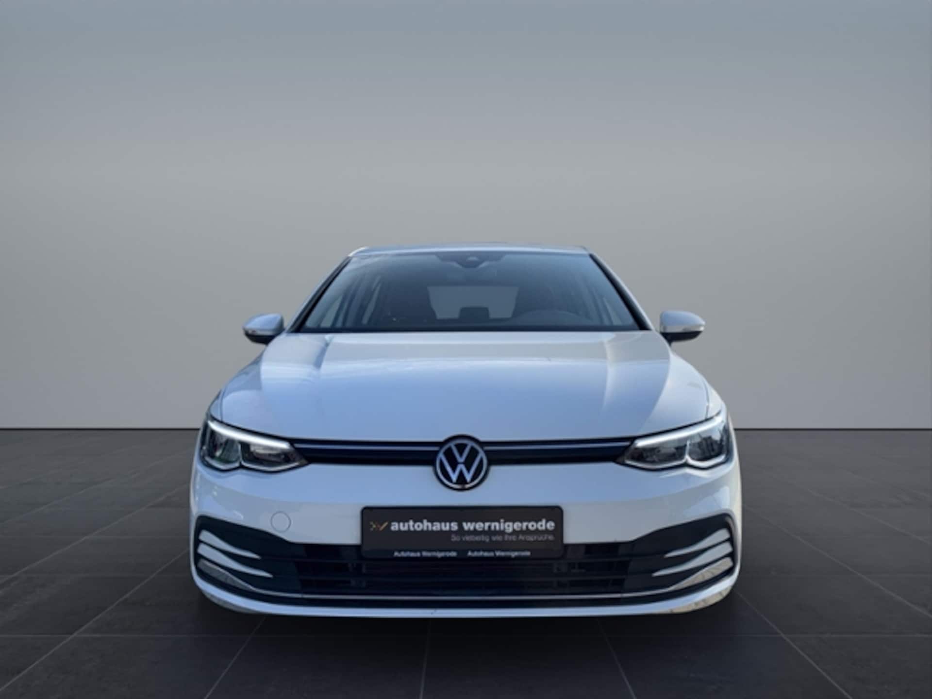 Volkswagen Golf Active