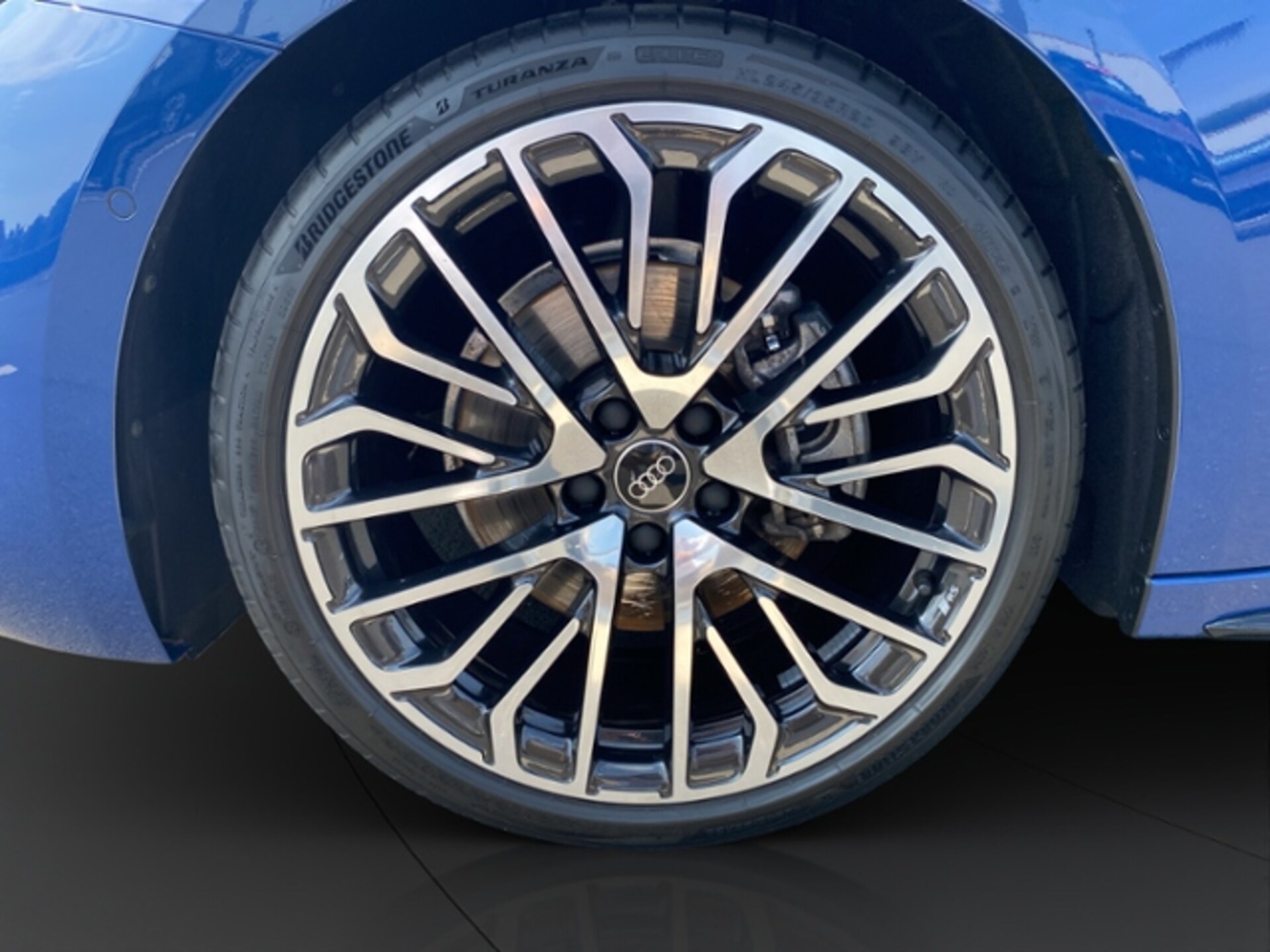 Audi A5 Avant edition one