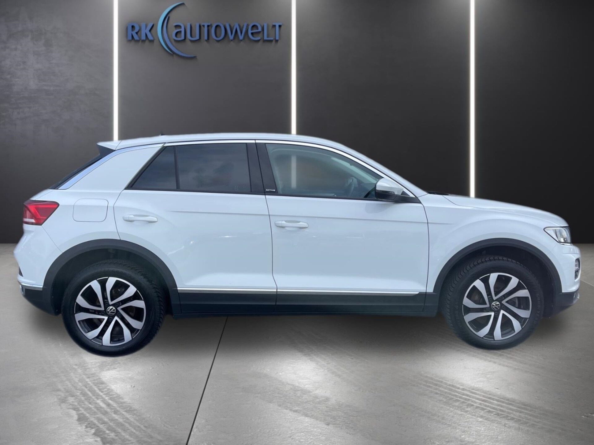 Volkswagen T-Roc Active