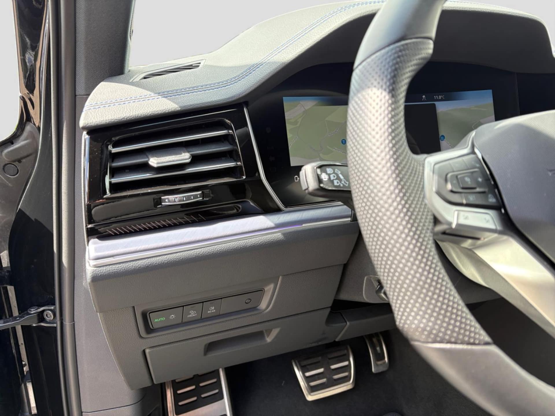Volkswagen Touareg R