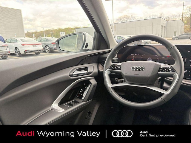 2025 Audi Q5 Premium - Photo 16