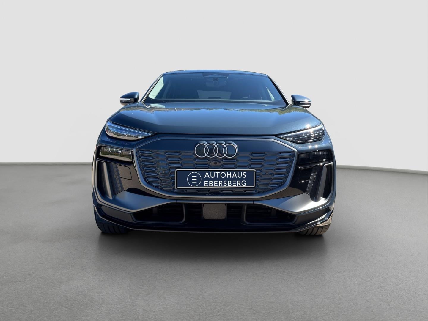 Bild über Audi Q6 Sportback e-tron e-tron quattro - für weitere Informationen kontaktieren Sie den Audi Partner