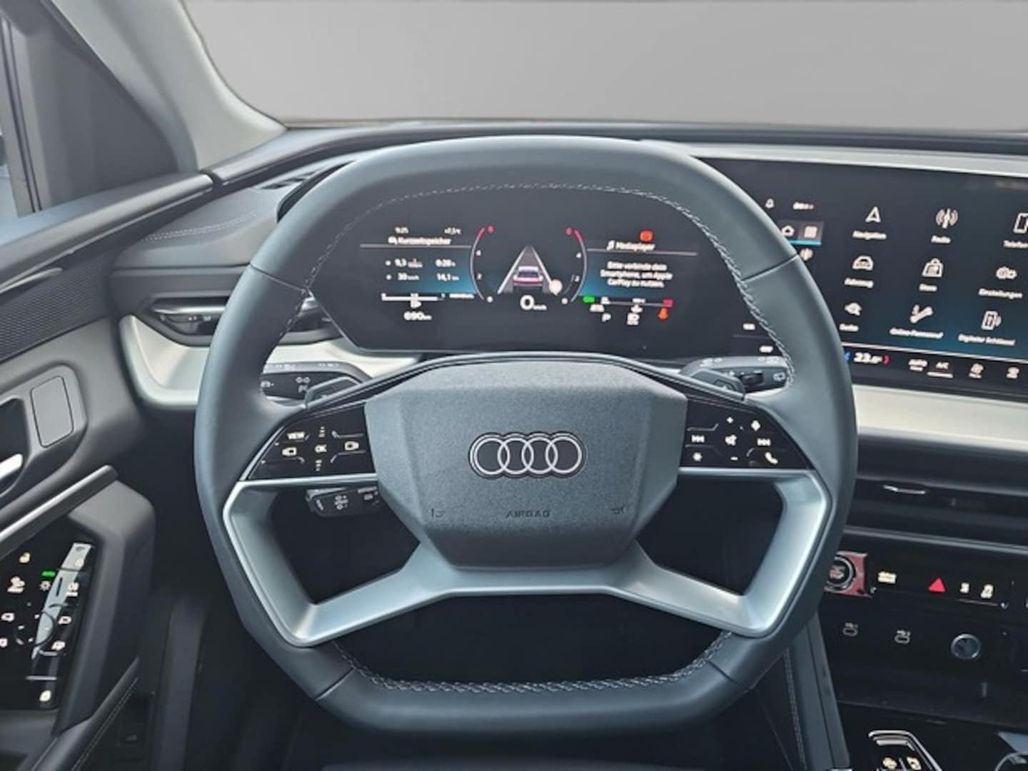 Bild über Audi Q5 SUV TDI quattro 150 kW S tronic - für weitere Informationen kontaktieren Sie den Audi Partner