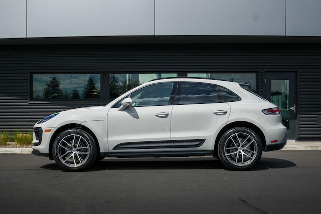 2025 Porsche Macan