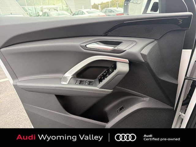 2025 Audi Q5 Premium - Photo 22