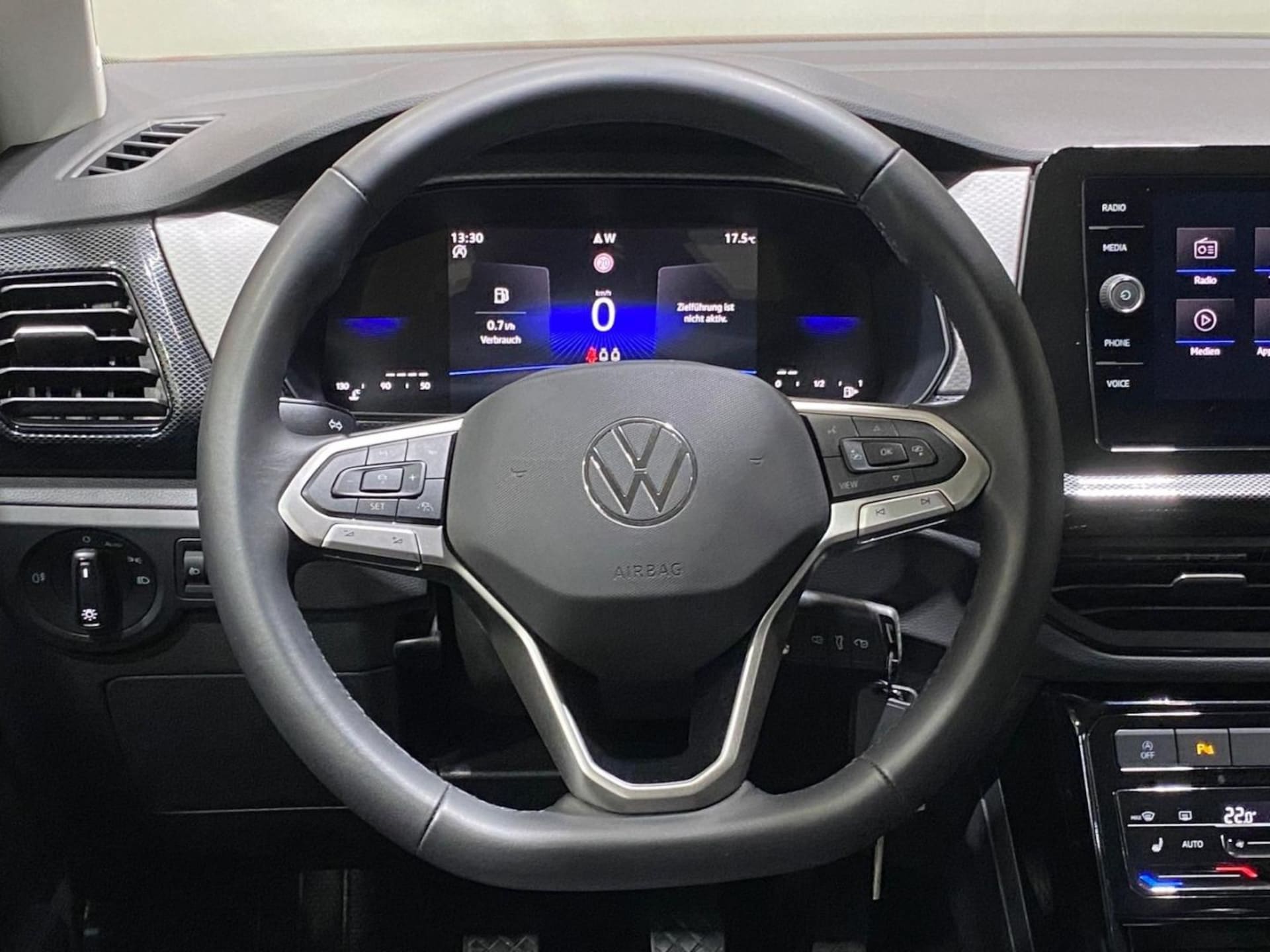 Volkswagen T-Cross Life