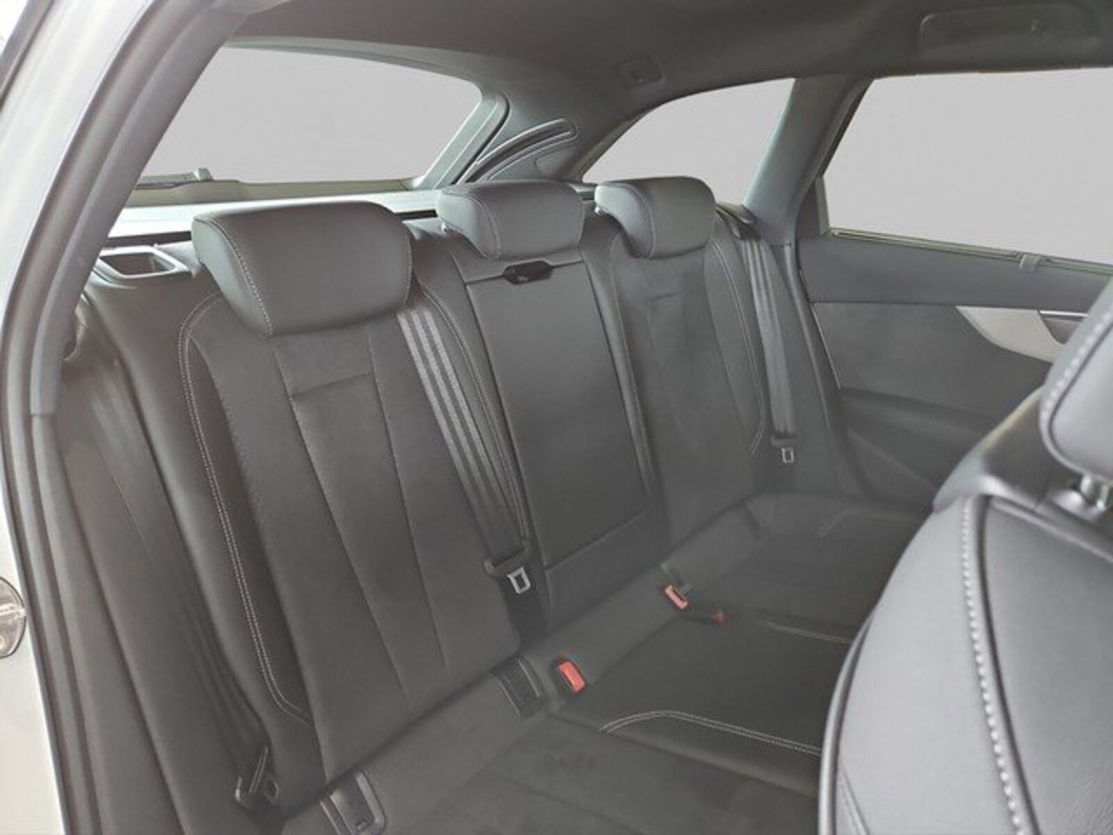 Audi A4 Avant – Bild 8