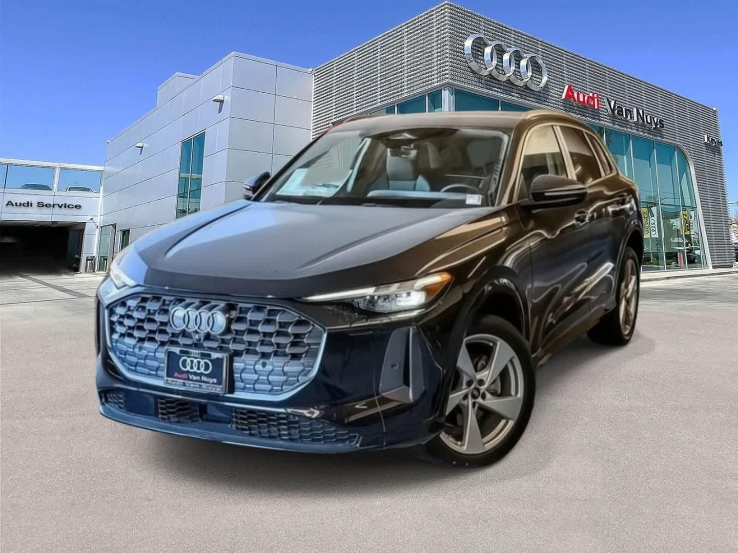 2025 Audi Q5 40 Premium Plus's photo