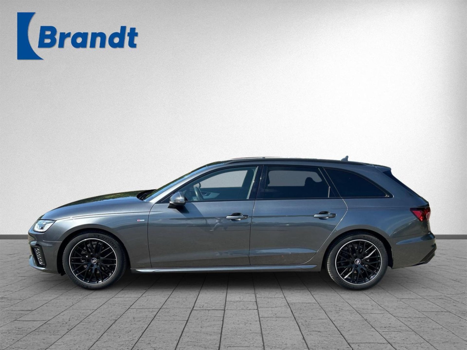 Audi A4 Avant S line
